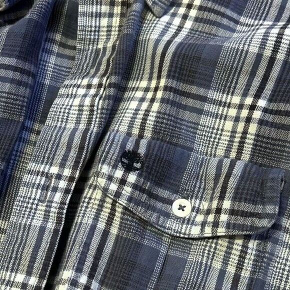 Timberland Blue Plaid Button Down 100% Cotton Size Large Men Preloved Perfect - Picture 2 of 6